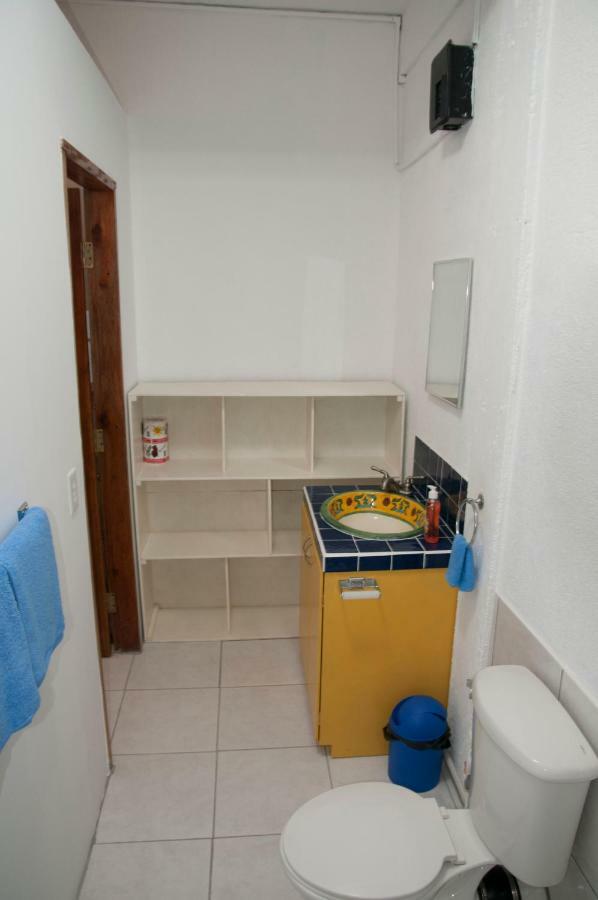 Simberts Apartments Maya Beach Екстериор снимка