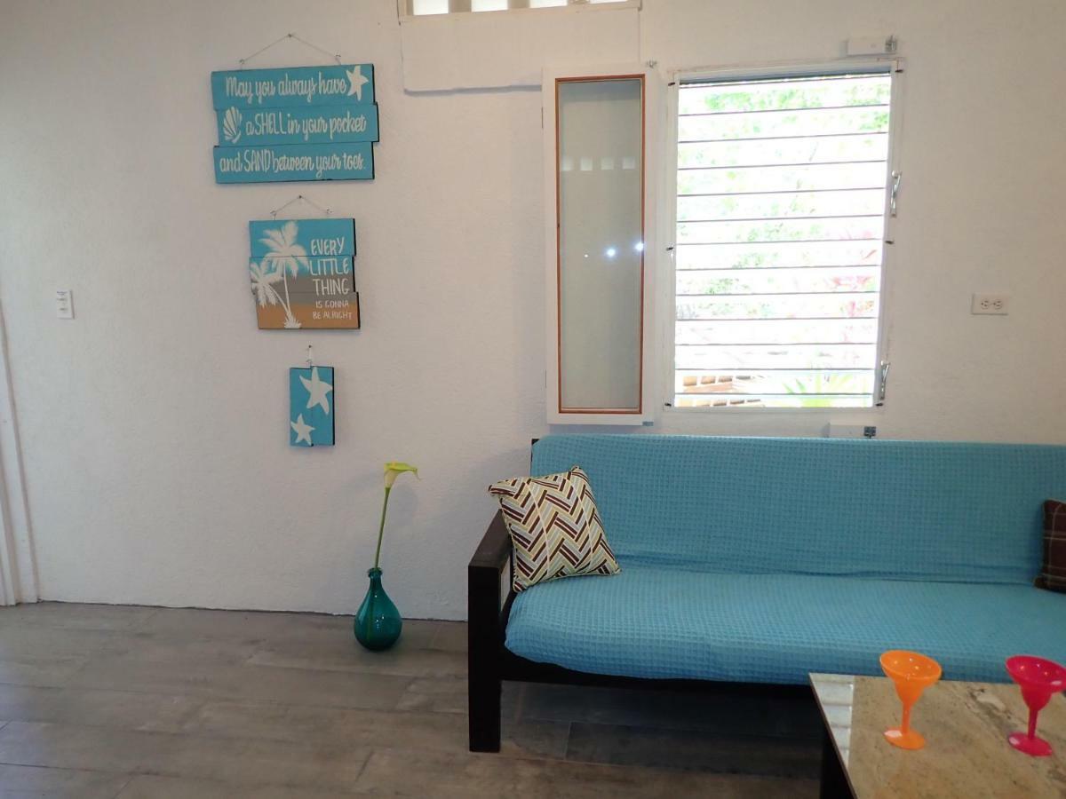 Simberts Apartments Maya Beach Екстериор снимка